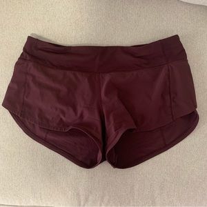 Lulu lemon speed up low rise lined short 2.5 inch